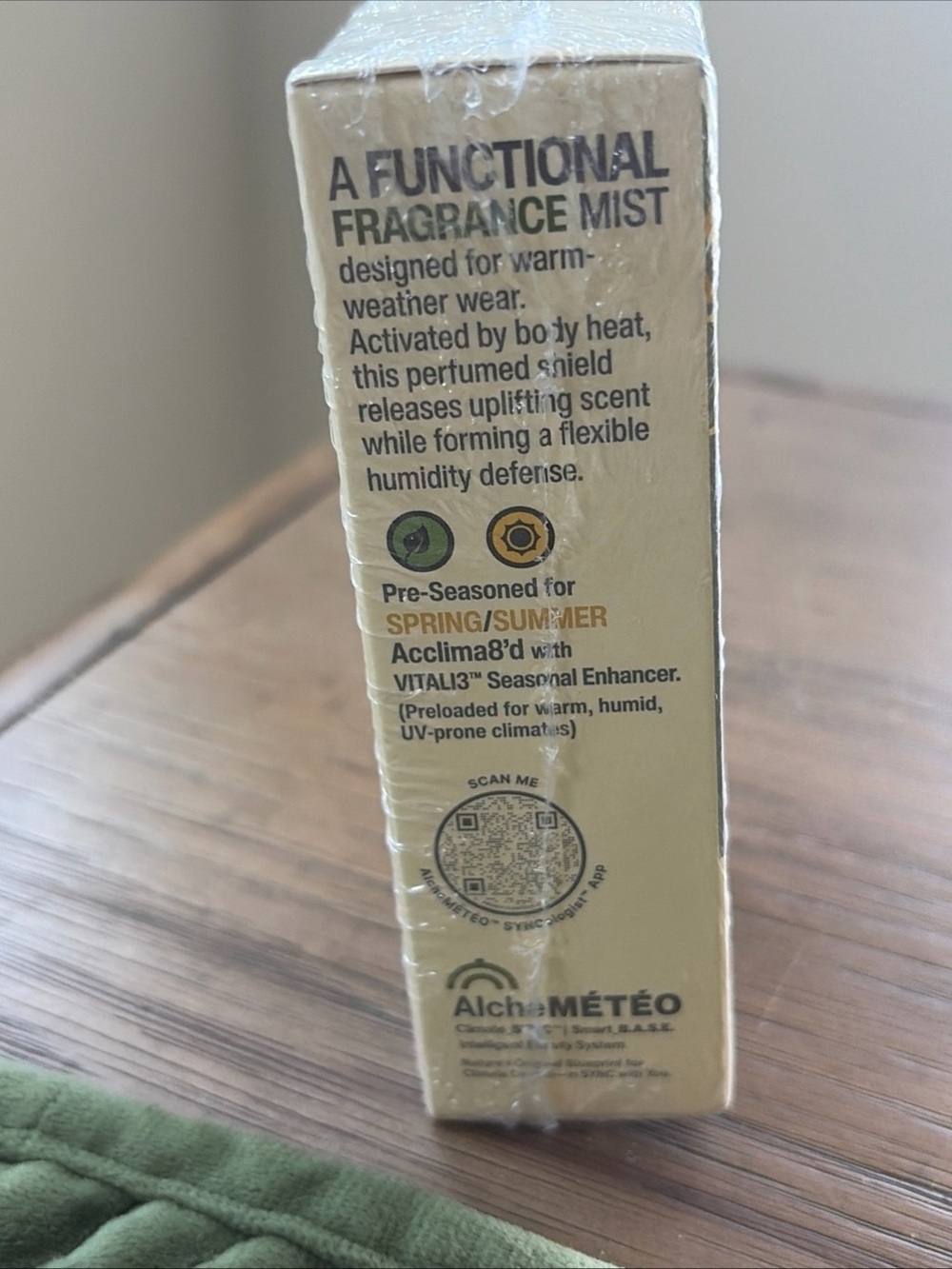 Tweak'd TAMED. Bye-Bye Frizz Perfumed Hair Mist Vanilla Summer Bloom Sealed - Picture 2 of 6